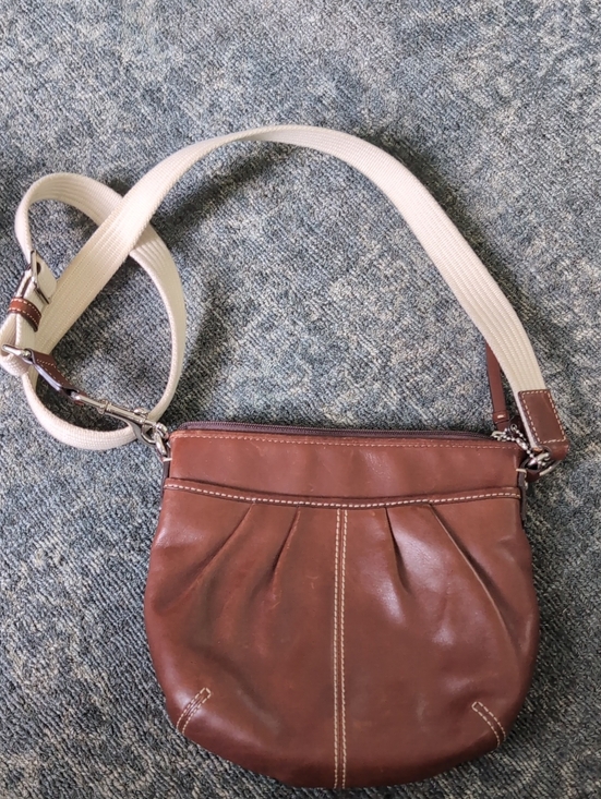 Coach Handbags - Coach Brown Leather Crossbody with Cream Adjustable Strap